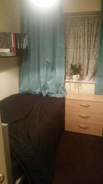 Double room to rent in shared house, Lancing