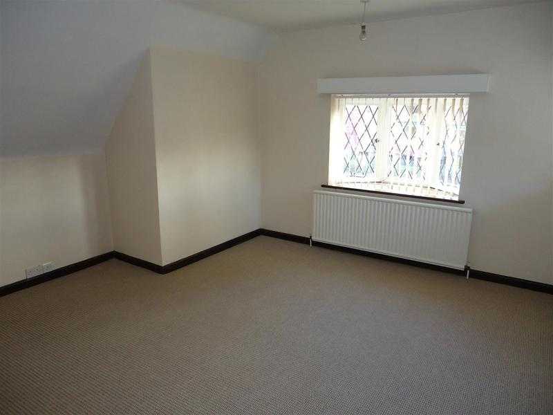 Double Room To Rent in Three Bridges