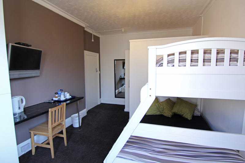 Double rooms with private en suite bathrooms with breakfast included