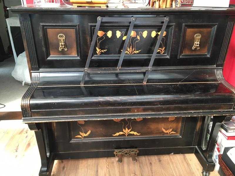 Dresden Piano
