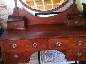 Dressing table