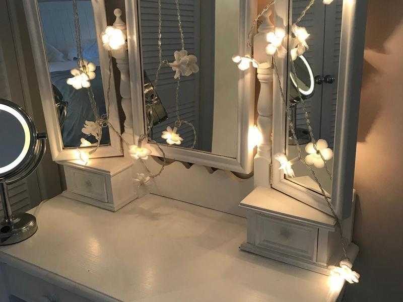 Dressing Table painted White Solid Wood amp Mirror