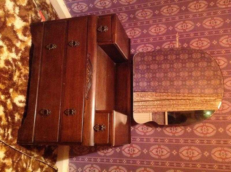 Dressing table with mirror. Solid Wood, 2 drawer1940 style