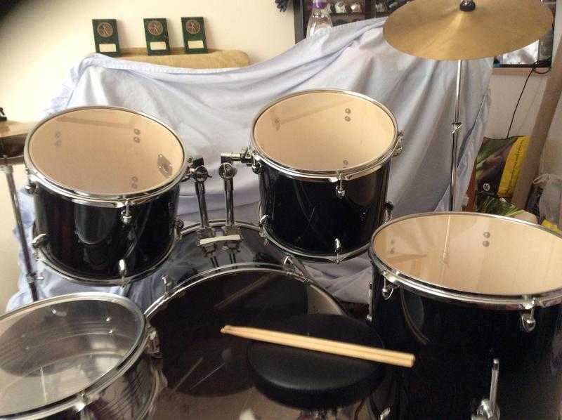 Drum kit