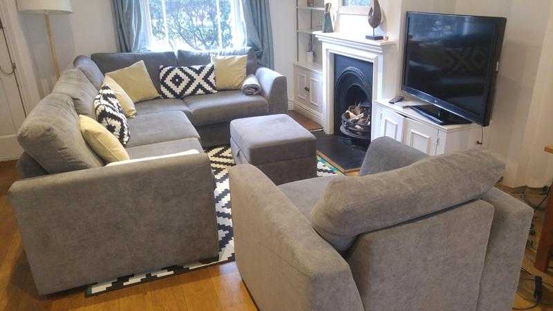 DSF living room set corner sofa, armchair and footstool in great condition