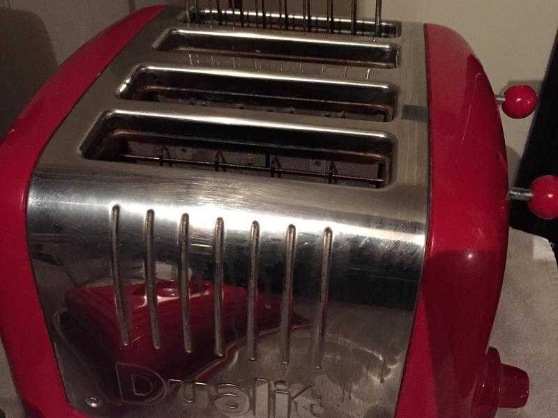 DUALIT 4 slice classic toaster red