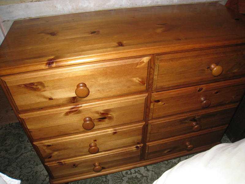 DUCAL VICTORIA PINE LARGE SIDE BY SIDE 8DRAWER CHEST