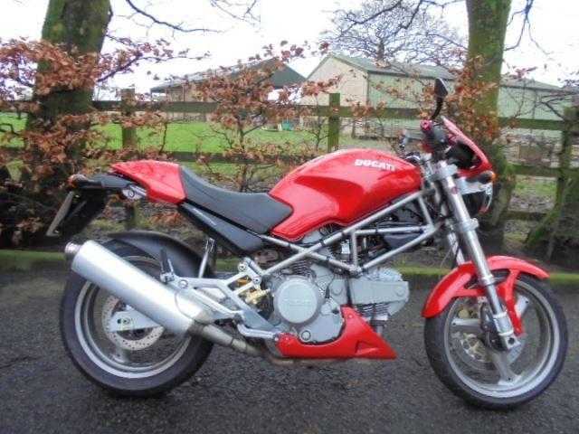 Ducati 600 2001