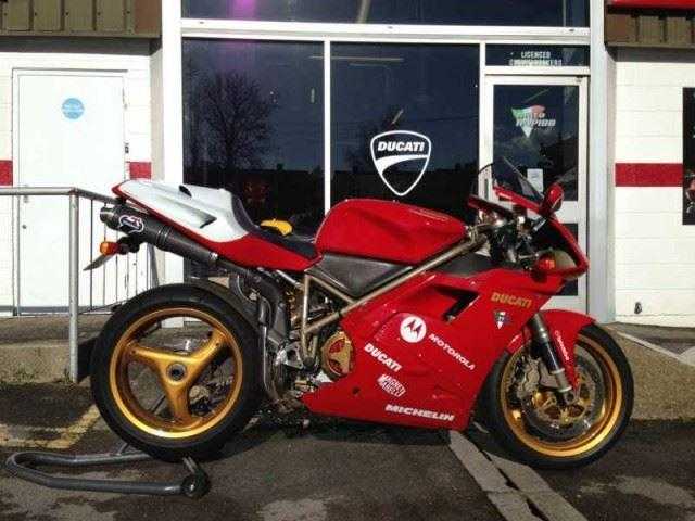 Ducati 748 1999