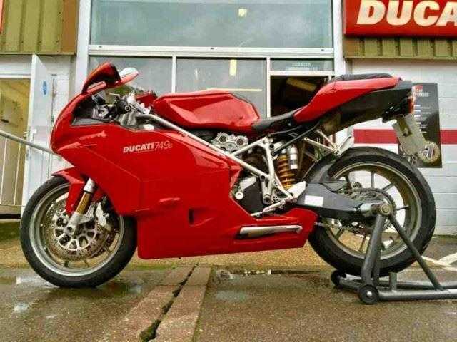 Ducati 749 2005