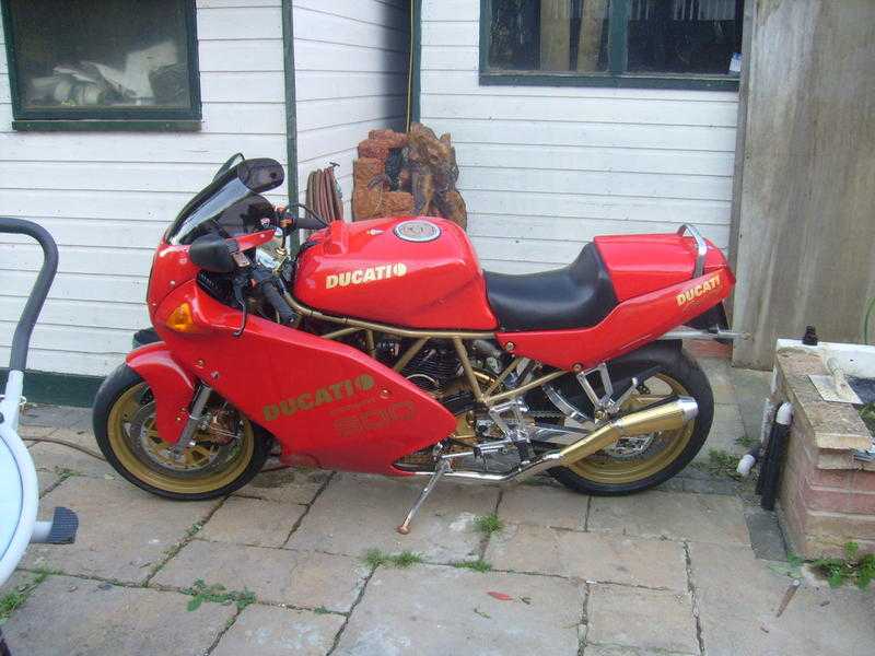 DUCATI 900 1992