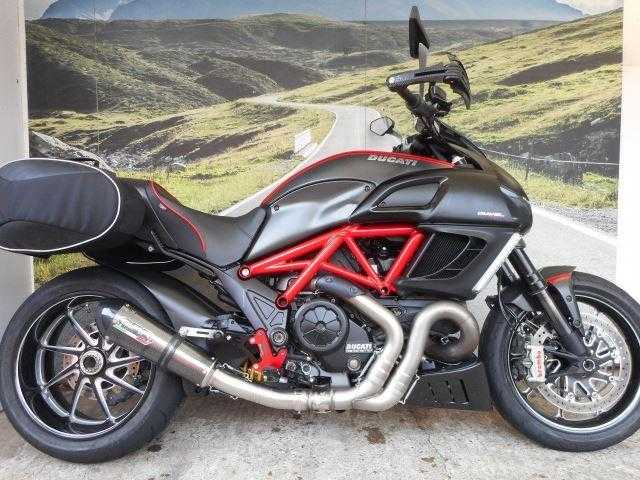 Ducati Diavel 2012