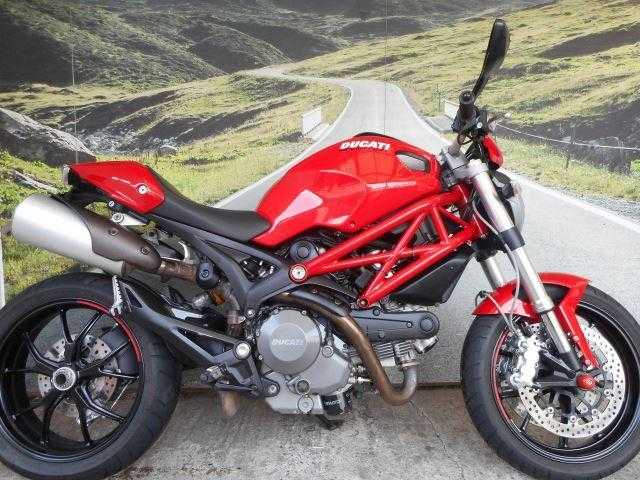 Ducati M796 2010