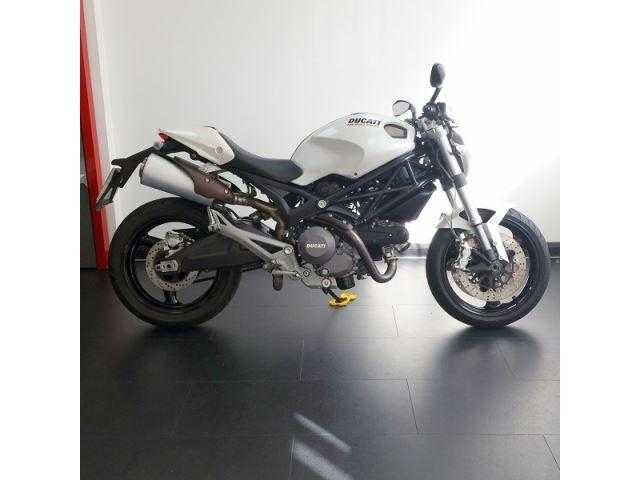 Ducati Monster 2010