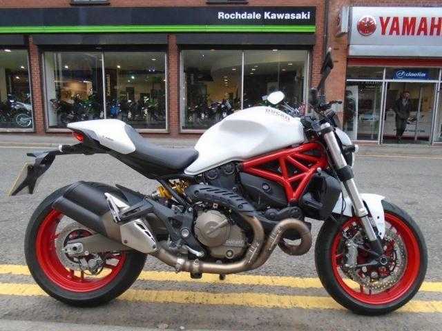 Ducati Monster 2014