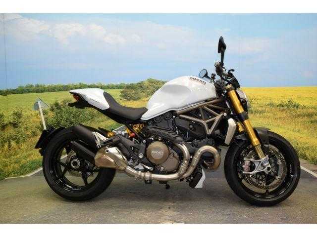 Ducati Monster 2015