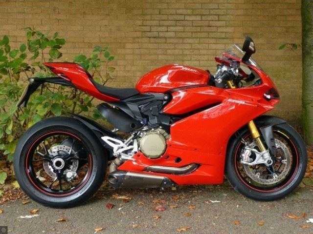 Ducati Superbike 1199 Panigale S 2015