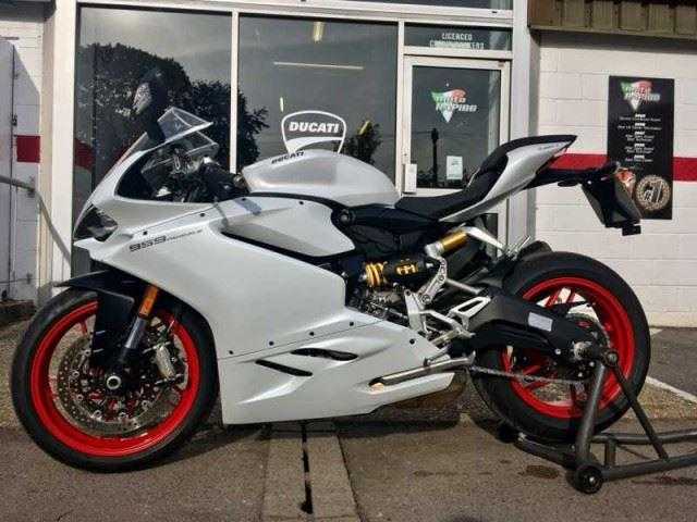 Ducati Superbike 2016