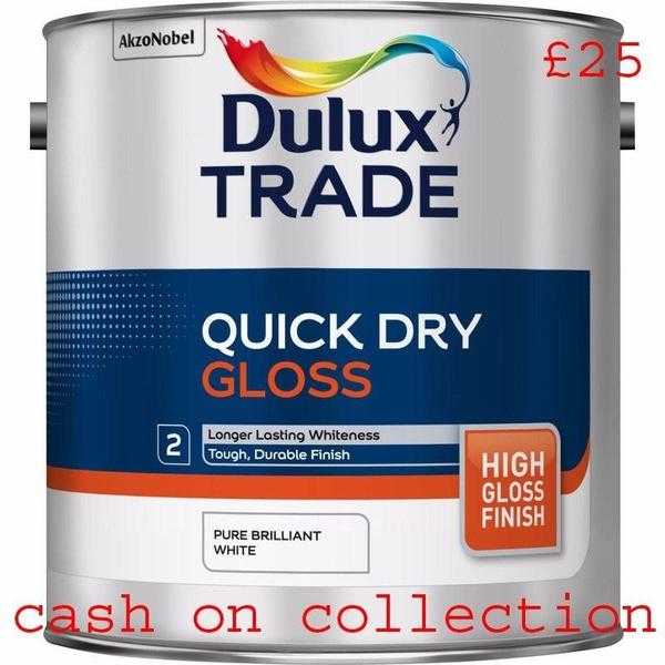 Dulux Trade Quick Dry Gloss Pure Brilliant White - Cash On Collection Only