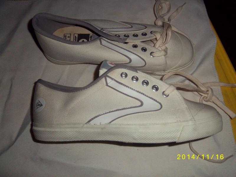 Dunlop White Flash Trainers