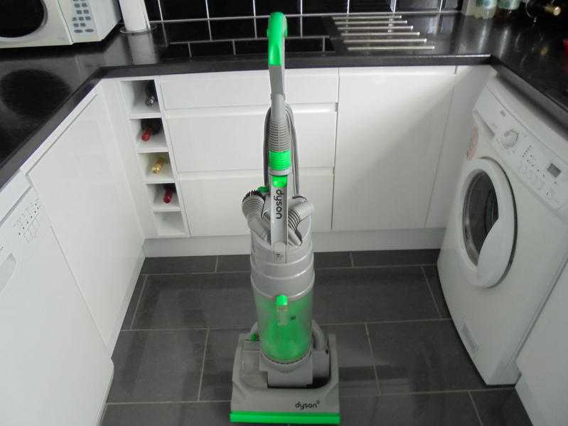 Dyson DC04 Upright Vacuum Cleaner