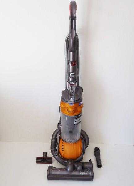 Dyson DC25 Ball All Floors Upright Vacuum Cleaner, Excellent Condition, Bagless DC 25 Hoover