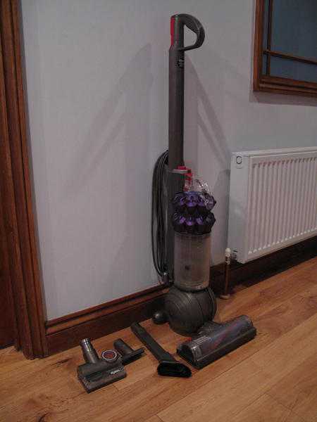 Dyson DC50 Animal upright bagless vacuum cleaner