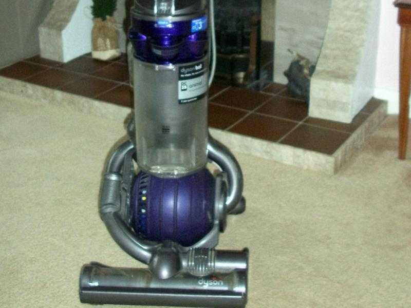 DYSON UPRIGHT VACUUM CLEANER DC25 ANIMAL