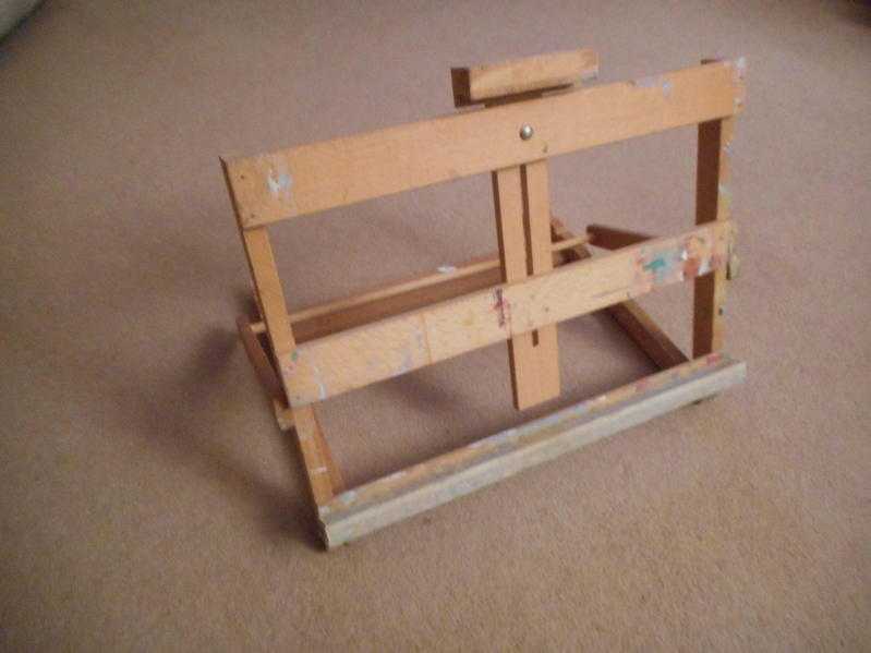 Easel