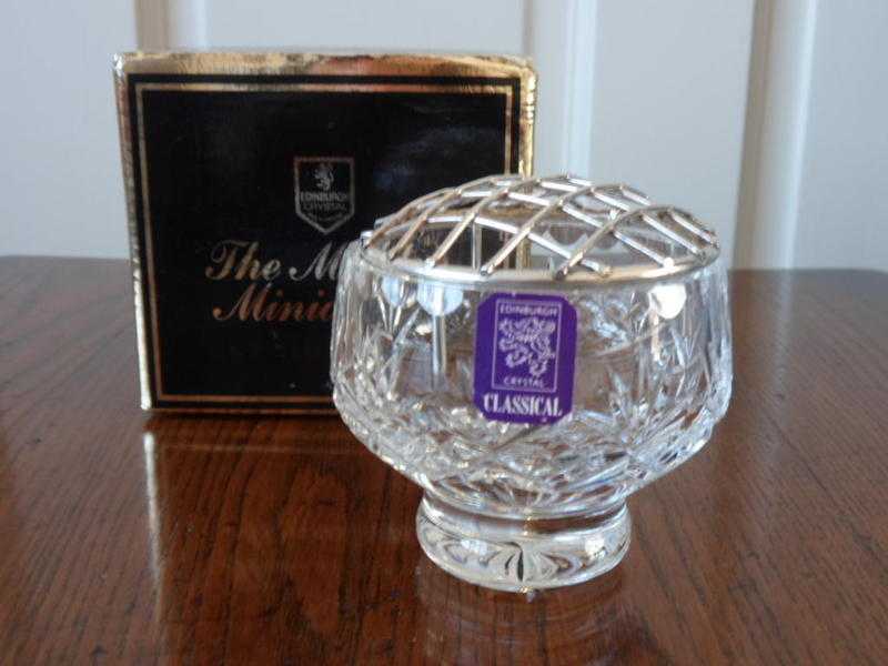 Edinburgh Crystal Masters Miniatures Rose Bowl amp Net