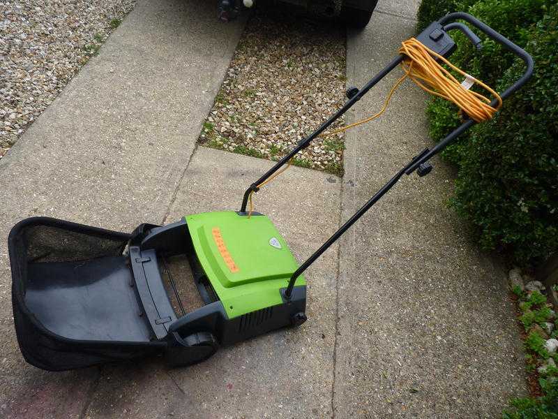 electric cylinder lawnmower