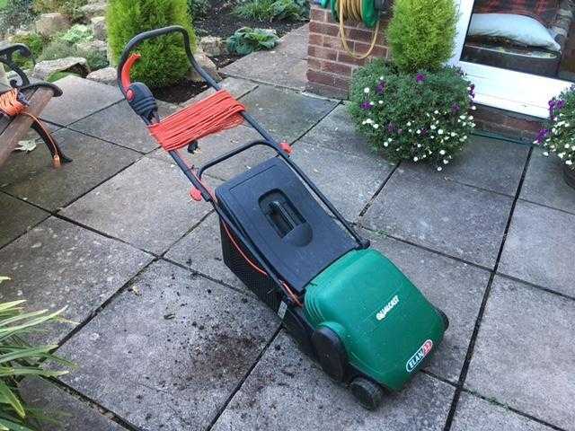 Electric Cylinder Lawnmower - cuts well