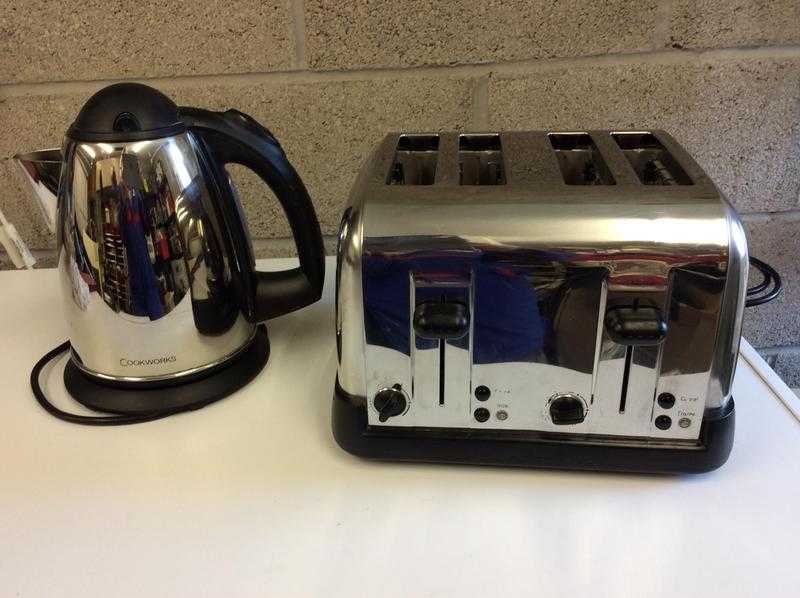 Electric Kettle amp Four Slice Toaster In Chrome Finish