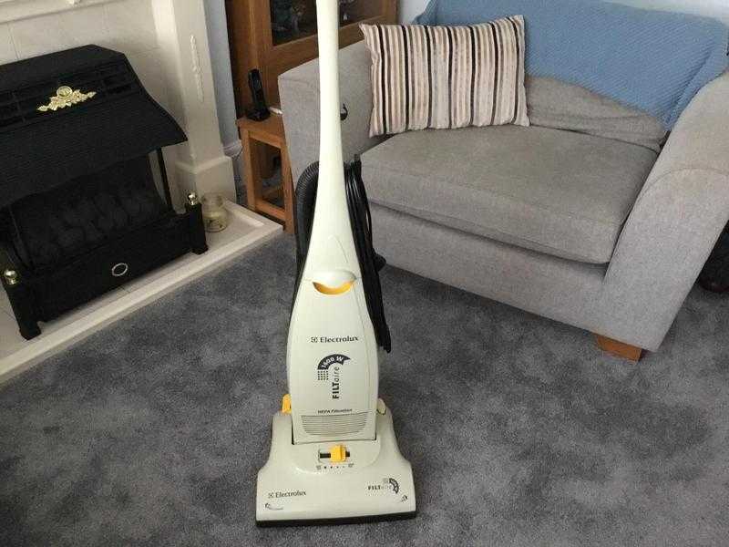 ELECTROLUX FILTAIRE VACCUM CLEANER