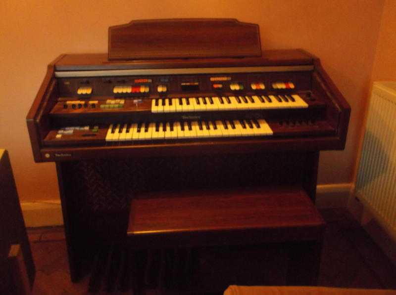 Electronic organ U40 - Technics