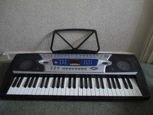 Electronic Piano keyboard