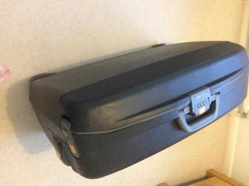 Eminent hard suitcase with 4 wheels