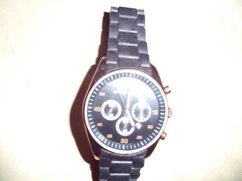 EMPORIO ARMANI WATCH BRAN NEW