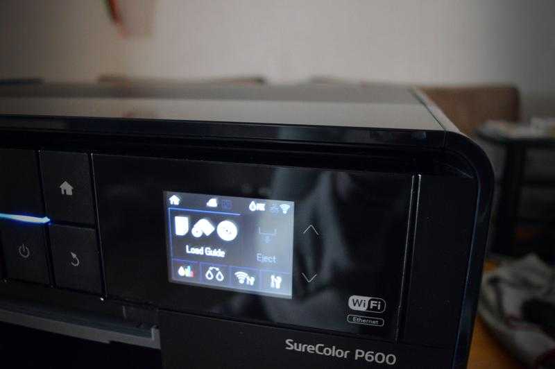 EPSON SURECOLOR P600 -wireless connectivity for professional, high-quality photo prints up to A3