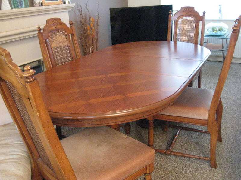 Excellent condition Walnut extending dinning table amp 4 chairs