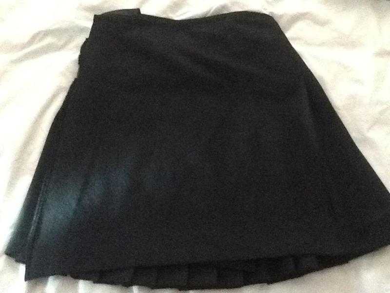 Excellent Quality Pure New Wool Black Scottish Kilt