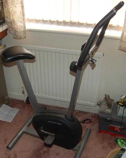 Exercise bike heavy duty by starshaper good quality