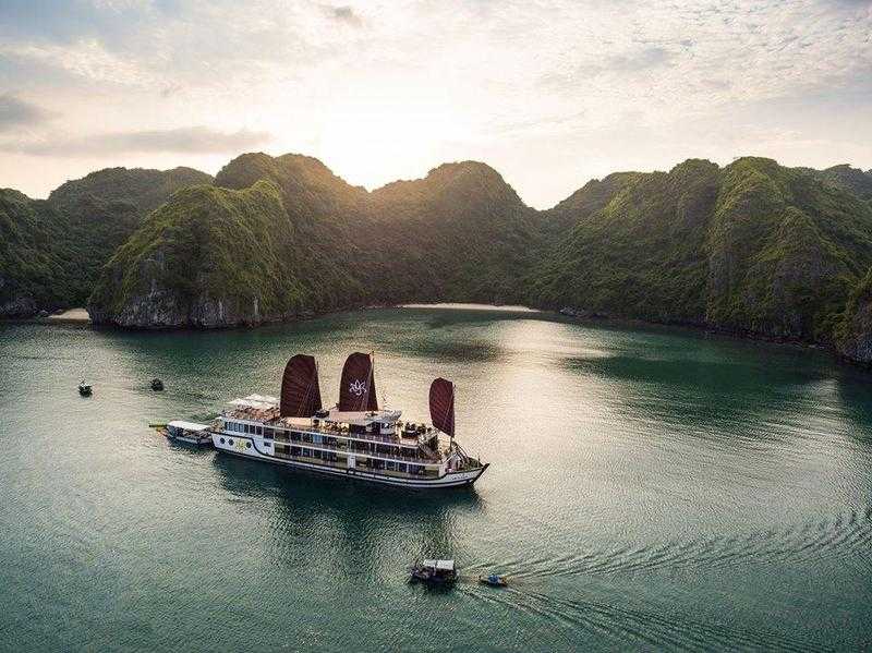 Explore Cat ba Island on Luxury Orchid Cruise - 2 Days 1 Night.