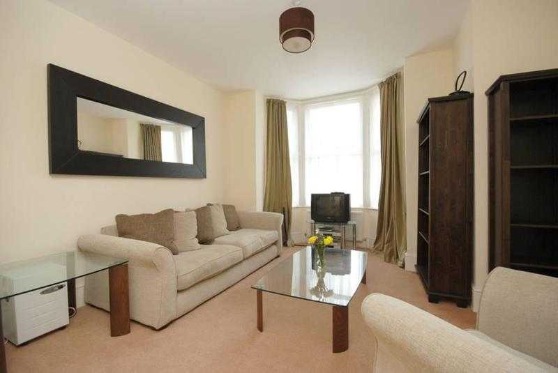 Exquiste one bedroom apartment in Park Street Mayfair