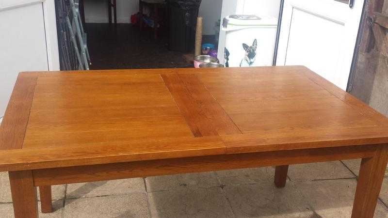 Extendable Dining Table