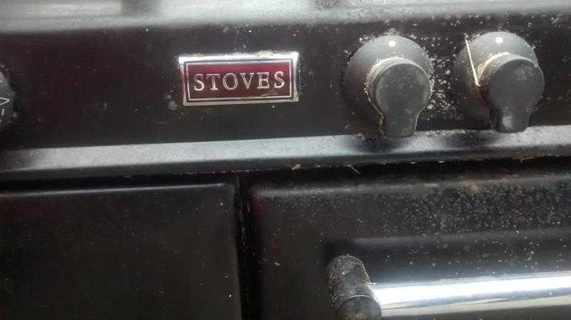 farmhouse cooker made by stoves