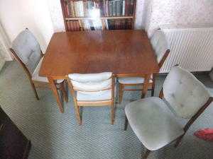 Farmhouse pedestal dining table with four chairs