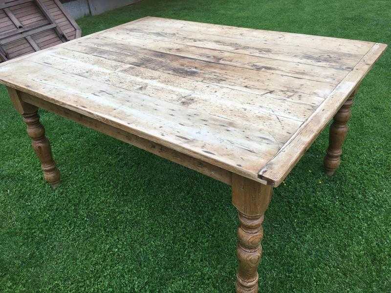 Farmhouse table