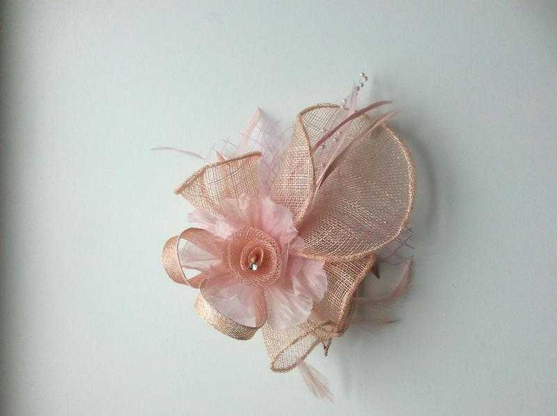 Fascinator