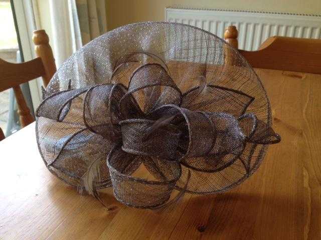 Fascinator hat